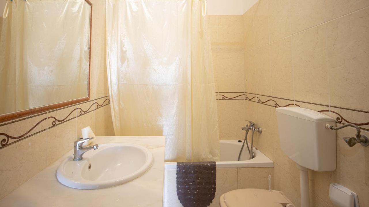 Apartamento Tio Pedro - By Bedzy Albufeira Eksteriør billede